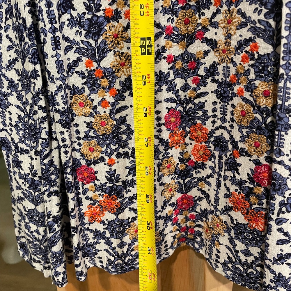 THML Floral halter mini dress L‎ - Picture 9 of 10